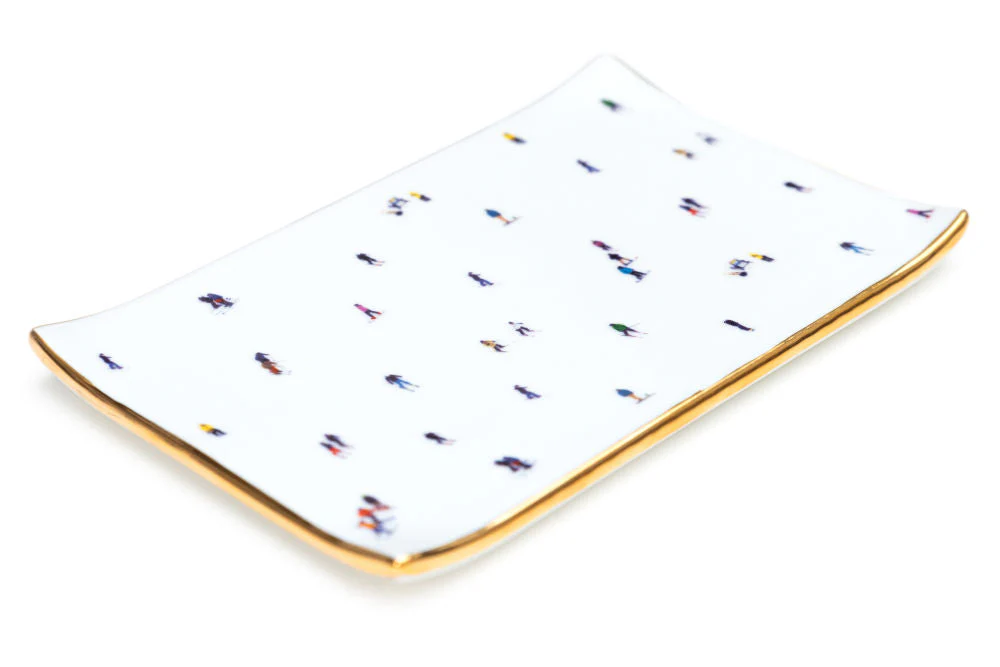 The Skiers Porcelain Tray - Image 3